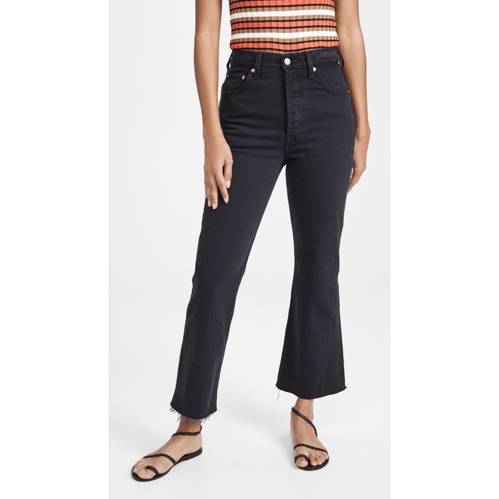 Levi’s Ribcage Crop Flare Black Jeans in On the Rocks